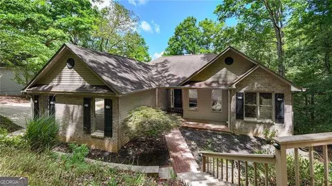 122 Douglas Fir Dr, Waleska, GA 30183