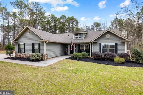36 E Gordon Rd, Newnan, GA 30263