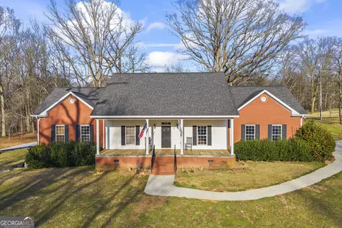 568 Hunt Rd, Martin, GA 30557