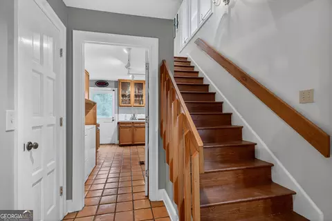 Entry Way - 2010 Foxcroft Dr, Lagrange, GA 30240 photo 3 of 6