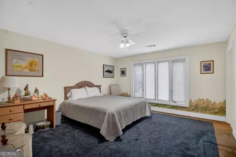 Bedroom - 2010 Foxcroft Dr, Lagrange, GA 30240 photo 5 of 7