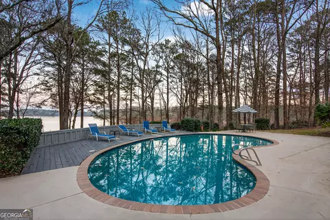 Exterior - 2010 Foxcroft Dr, Lagrange, GA 30240 photo 10 of 20