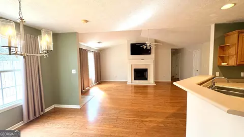 Living - 112 Foxdale Dr, Lagrange, GA 30240 photo 2 of 2