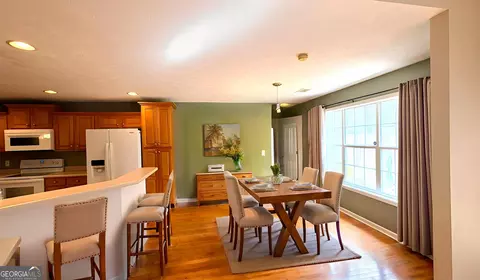 Dining - 112 Foxdale Dr, Lagrange, GA 30240 photo 2 of 2