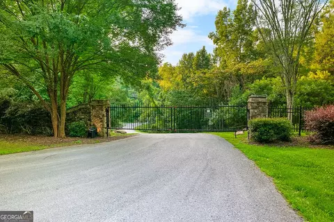 83 Cedar Rd # R, East Ellijay, GA 30540