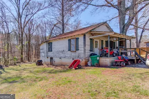 382 Dixie Red Ave, Jefferson, GA 30549