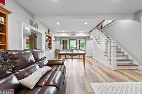 Entry Way - 170 Tater Hill Rd, Jackson, GA 30233 photo 2 of 3