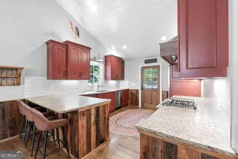 Kitchen - 170 Tater Hill Rd, Jackson, GA 30233 photo 2 of 4