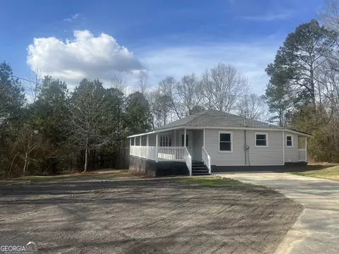 940 Mary Johnson Dr, Franklin, GA 30217