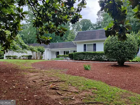 7640 Ryefield Dr, Sandy Springs, GA 30350