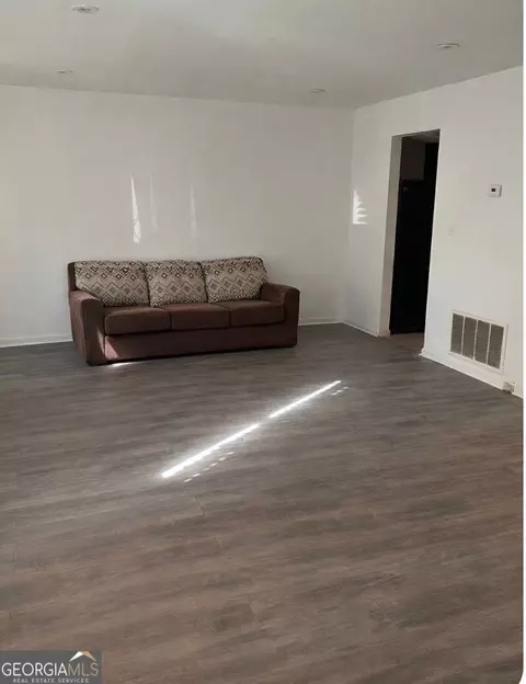Undisclosed, Union City, GA 30291