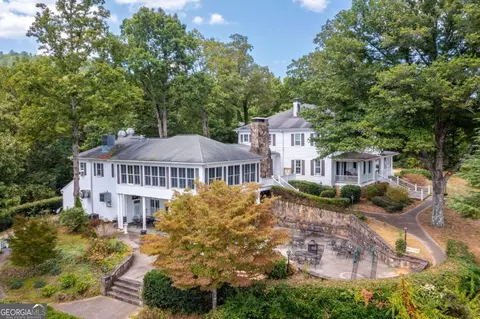 205 Carolina St, Dillard, GA 30537