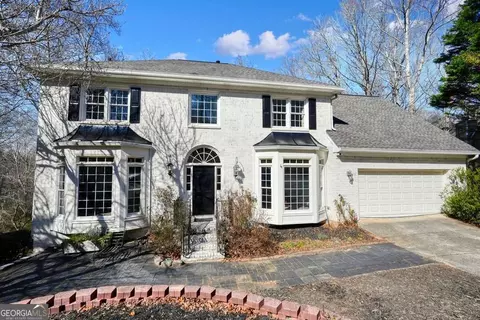 3097 Oak Chase Dr, Roswell, GA 30075