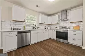 211 Millstone Dr, Hampton, GA 30228 photo 2
