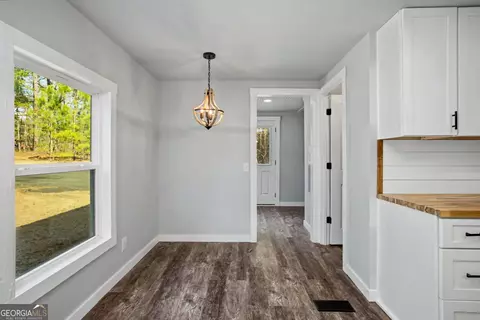 Entry Way - 50 Webb Rd, Franklin, GA 30217 photo 1 of 2