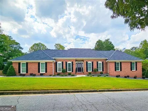 950 Heritage Hls, Decatur, GA 30033