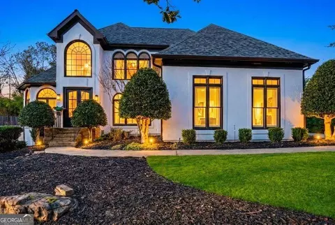 405 Glen Grove Ct, Roswell, GA 30075