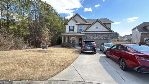 105 Mcentyre Ct, Calhoun, GA 30701