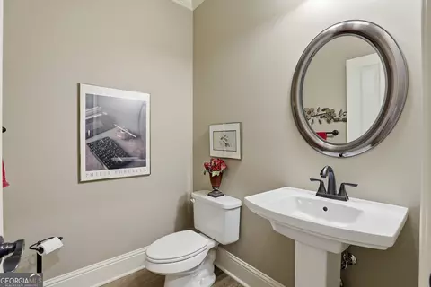Bath - 235 Ashmere Ct, Tyrone, GA 30290 photo 4 of 8