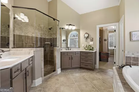 Bath - 235 Ashmere Ct, Tyrone, GA 30290 photo 1 of 8