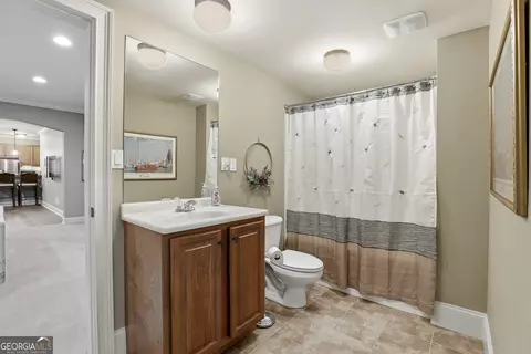 Bath - 235 Ashmere Ct, Tyrone, GA 30290 photo 8 of 8
