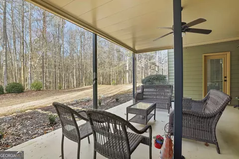 Exterior - 235 Ashmere Ct, Tyrone, GA 30290 photo 12 of 17
