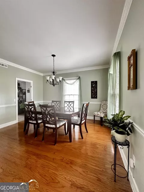 Dining - 100 Cheek Dr, Dublin, GA 31021 photo 4 of 4