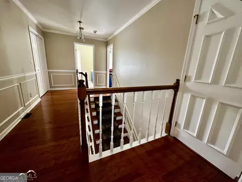 Entry Way - 100 Cheek Dr, Dublin, GA 31021 photo 4 of 7