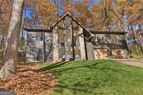 475 Ramsdale Dr, Roswell, GA 30075