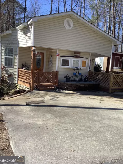 32 Yogi Bear Blvd, Cleveland, GA 30528
