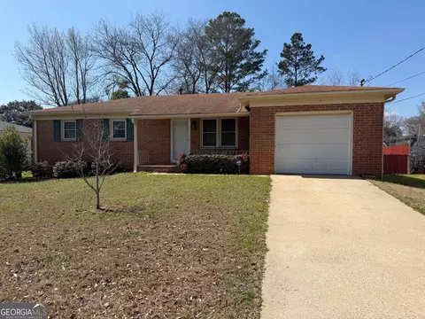 114 Windsor Dr, Warner Robins, GA 31088