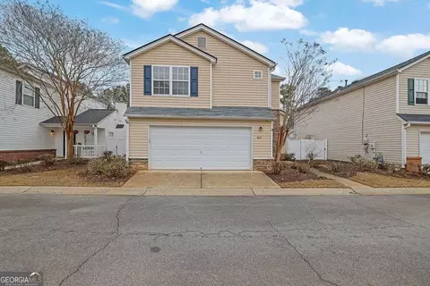423 W Oaks Trl, Woodstock, GA 30188