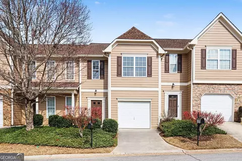 6632 Splashwater Dr, Flowery Branch, GA 30542