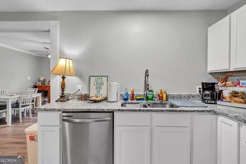 Kitchen - 418 Flintside Dr, Cobb, GA 31735 photo 2 of 2