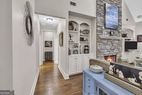 Entry Way - 1421 Jack Malcom Rd, Madison, GA 30650 photo 5 of 8