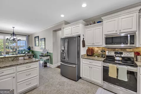 Kitchen - 1421 Jack Malcom Rd, Madison, GA 30650 photo 3 of 4