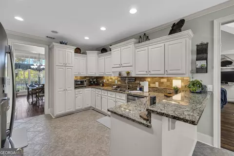 Kitchen - 1421 Jack Malcom Rd, Madison, GA 30650 photo 2 of 4