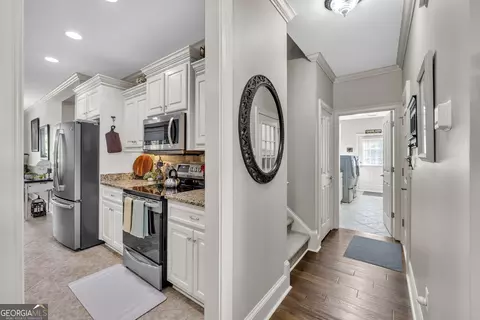 Entry Way - 1421 Jack Malcom Rd, Madison, GA 30650 photo 6 of 8