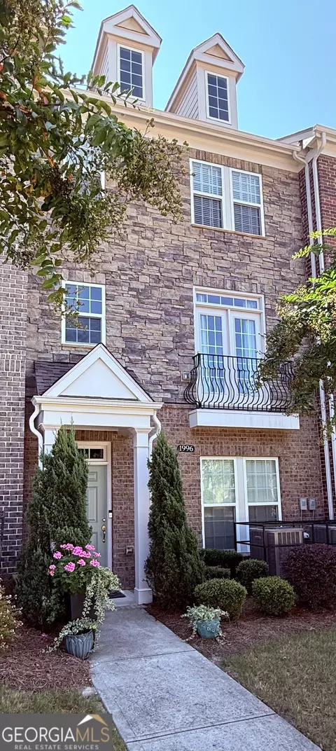 1996 Bryant Park Ln, Decatur, GA 30033