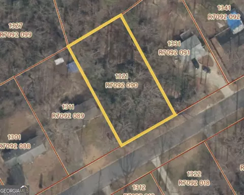 1321 Sommerset Dr, Lawrenceville, GA 30043