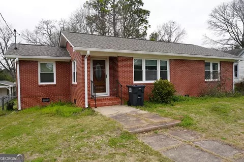 208 Avenue A SE, La Fayette, AL 36862