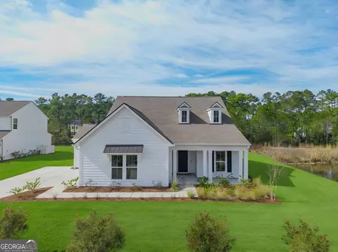 289 Heron Creek Dr, Richmond Hill, GA 31324