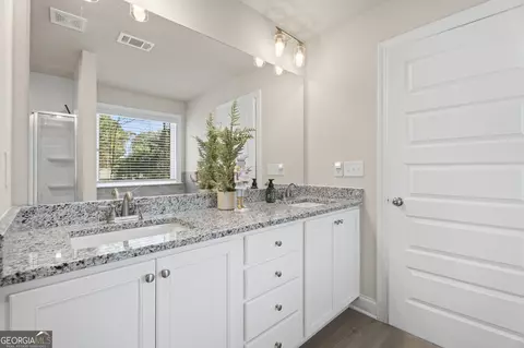 Entry Way - 656 E Lake Rd, Mcdonough, GA 30252 photo 9 of 9