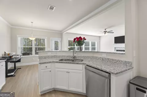 Kitchen - 656 E Lake Rd, Mcdonough, GA 30252 photo 3 of 5
