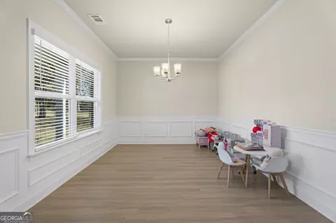 Dining - 656 E Lake Rd, Mcdonough, GA 30252 photo 1 of 2