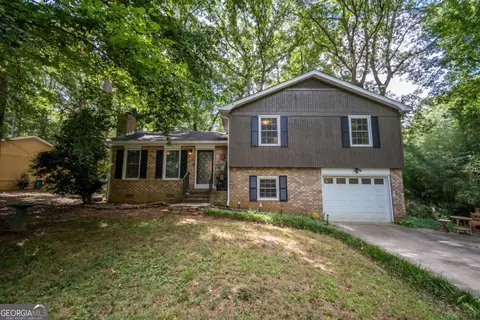 210 Tall Tree Rd, Athens, GA 30606
