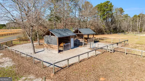 Exterior - 108 Morgan Mill Rd, Brooks, GA 30205 photo 5 of 17