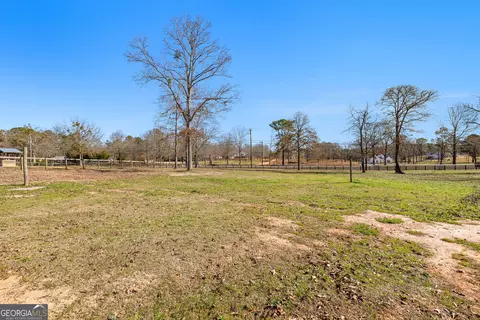Exterior - 108 Morgan Mill Rd, Brooks, GA 30205 photo 12 of 17