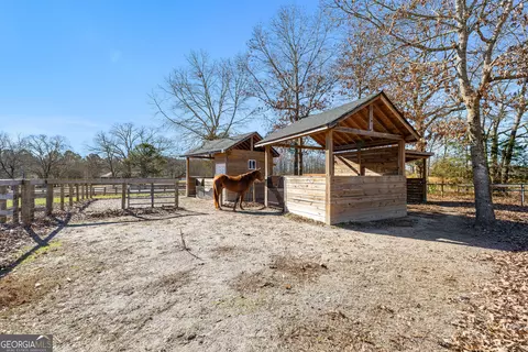 Exterior - 108 Morgan Mill Rd, Brooks, GA 30205 photo 7 of 17