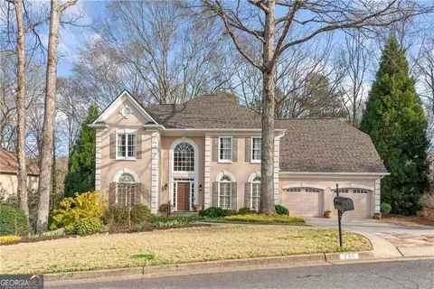 235 Merritt Dr, Roswell, GA 30076